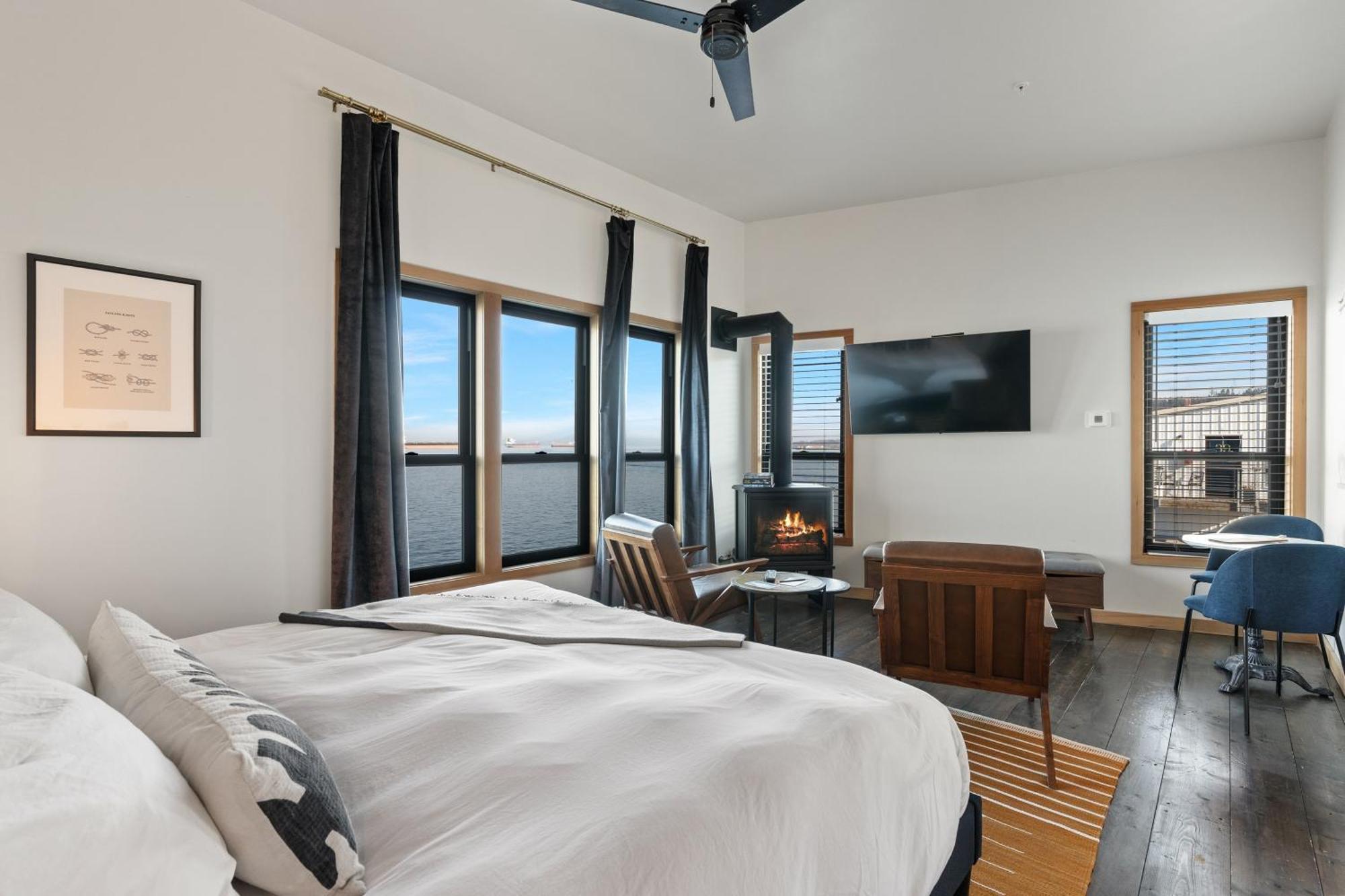 Bowline Hotel Astoria Eksteriør billede