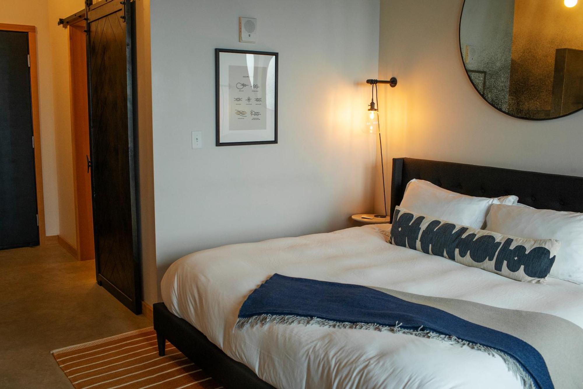 Bowline Hotel Astoria Eksteriør billede